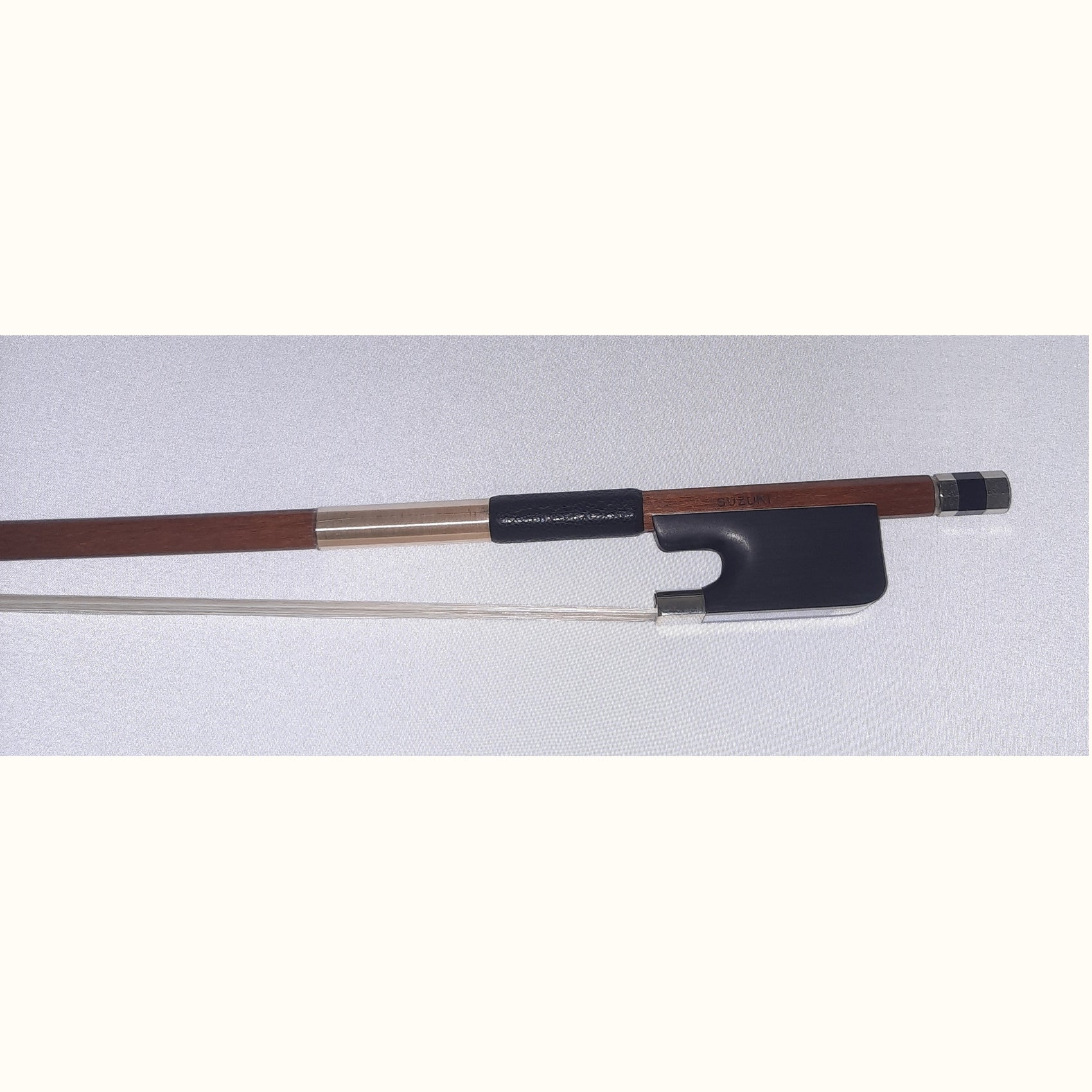 Suzuki Brazilwood Cello Bow 3/4